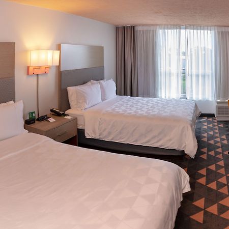 Отель Wyndham Houston Hobby Airport Саут-Хьюстон Экстерьер фото