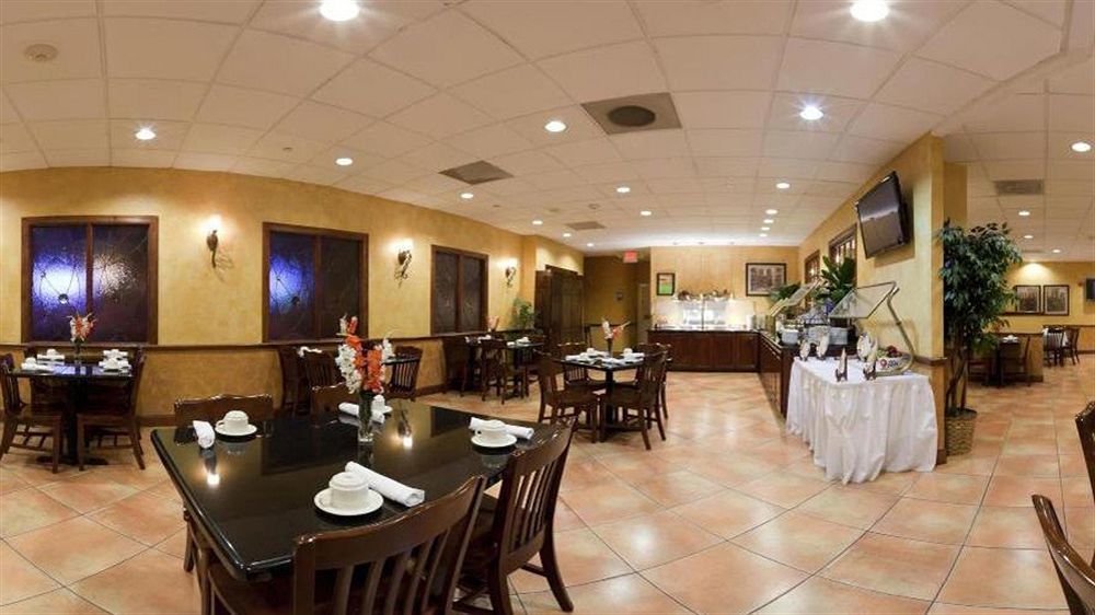 Отель Wyndham Houston Hobby Airport Саут-Хьюстон Экстерьер фото