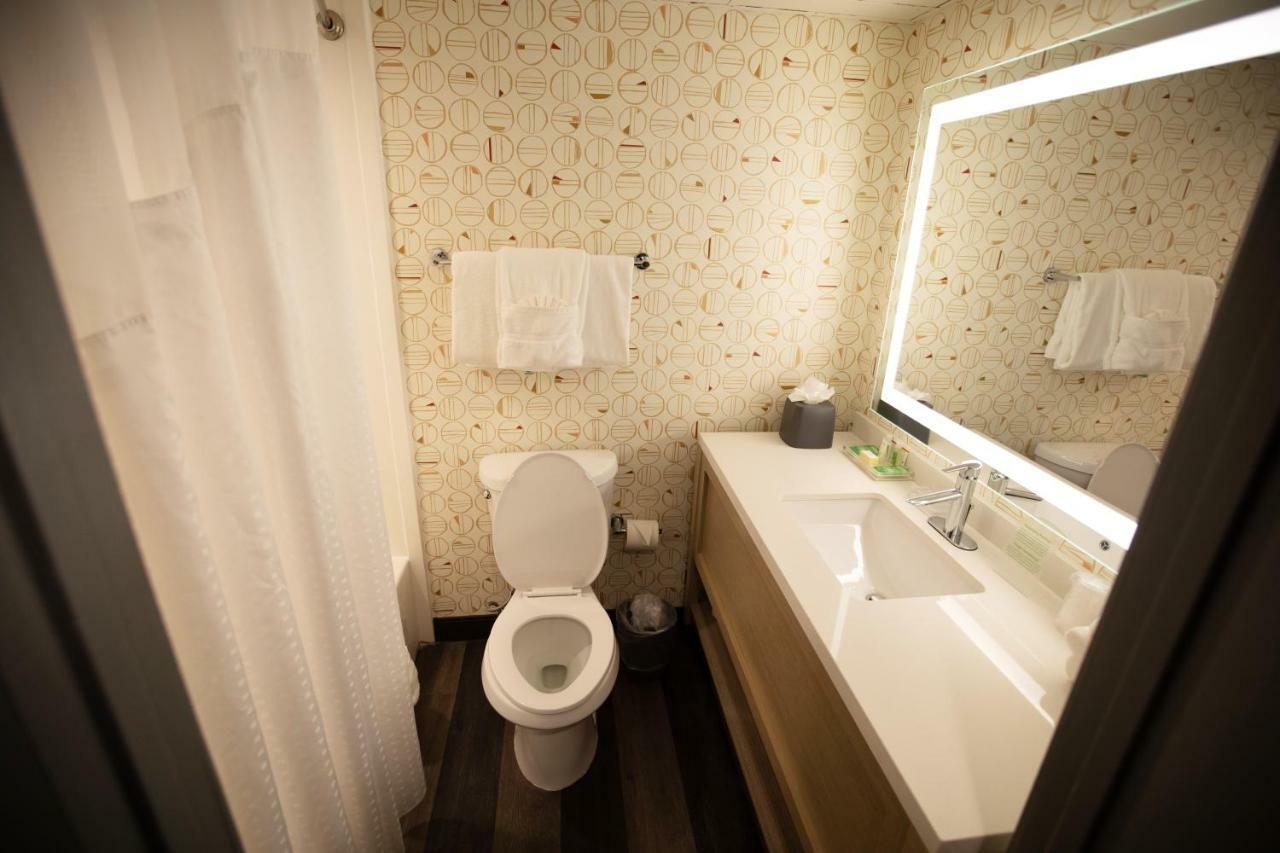 Отель Wyndham Houston Hobby Airport Саут-Хьюстон Экстерьер фото