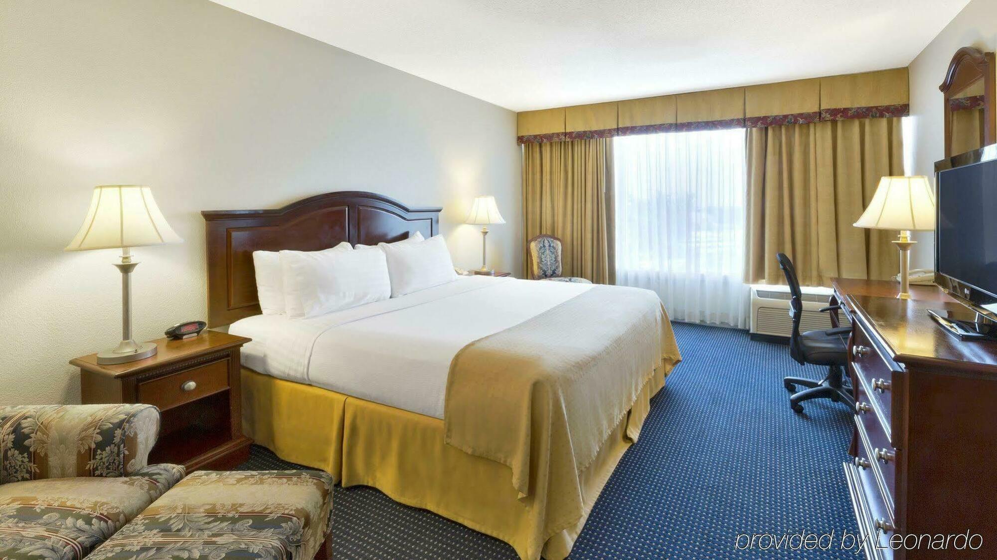 Отель Wyndham Houston Hobby Airport Саут-Хьюстон Экстерьер фото
