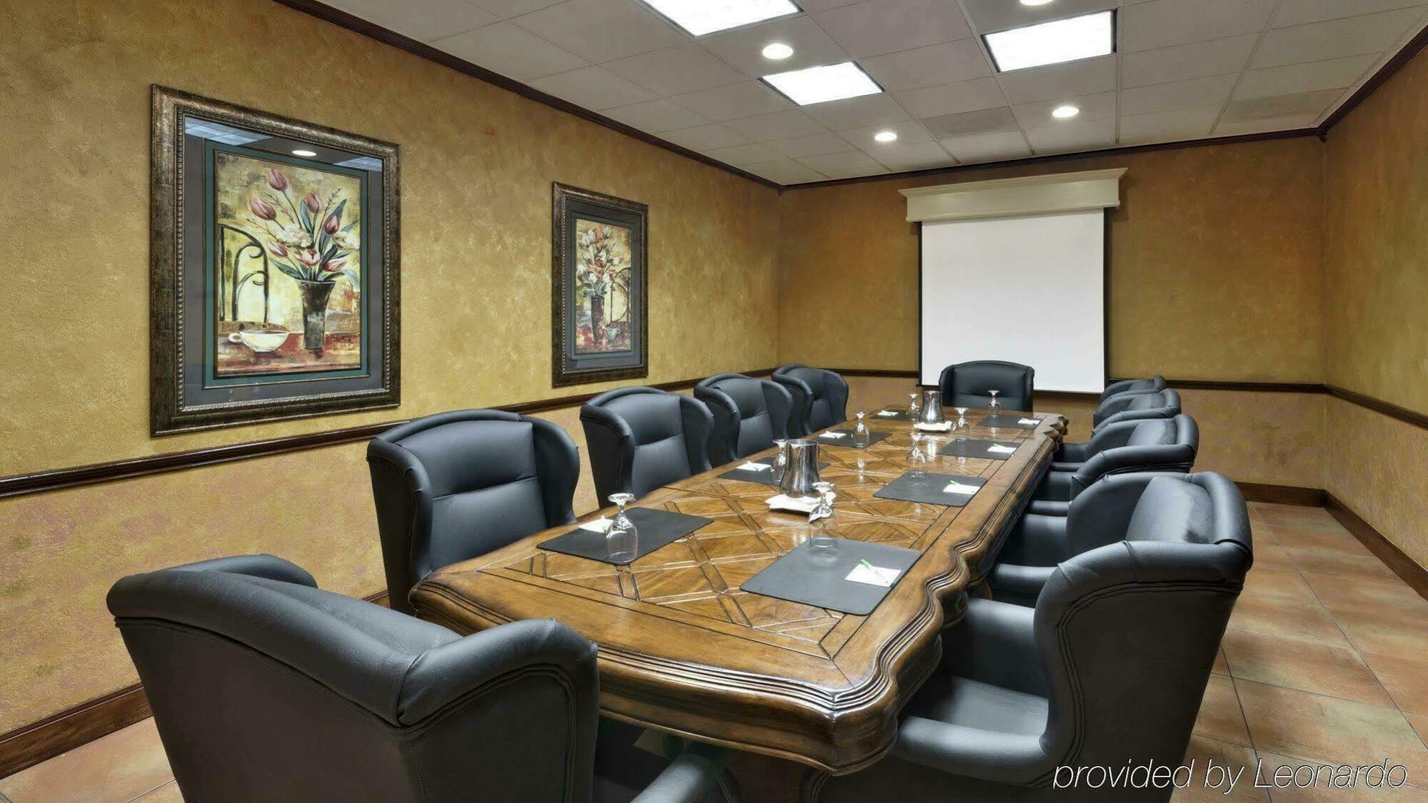 Отель Wyndham Houston Hobby Airport Саут-Хьюстон Экстерьер фото